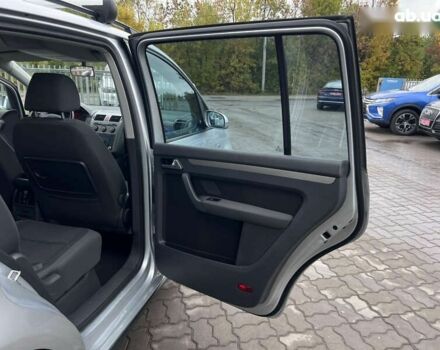 Фольксваген Туран, объемом двигателя 1.6 л и пробегом 271 тыс. км за 7490 $, фото 27 на Automoto.ua