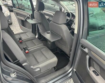 Фольксваген Туран, объемом двигателя 1.6 л и пробегом 211 тыс. км за 8200 $, фото 25 на Automoto.ua