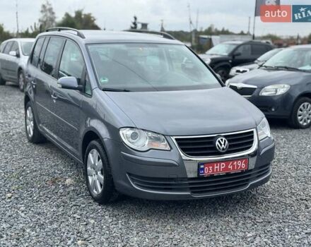 Фольксваген Туран, объемом двигателя 1.6 л и пробегом 211 тыс. км за 8200 $, фото 15 на Automoto.ua