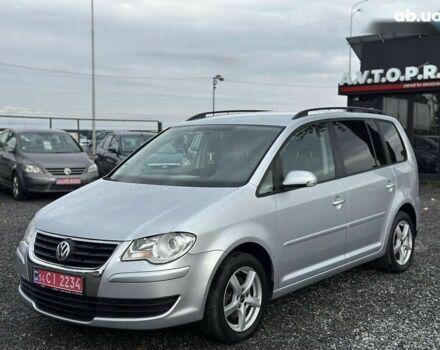 Фольксваген Туран, об'ємом двигуна 1.6 л та пробігом 228 тис. км за 8000 $, фото 3 на Automoto.ua