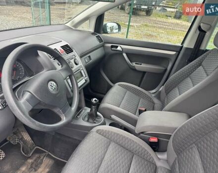 Фольксваген Туран, объемом двигателя 1.6 л и пробегом 211 тыс. км за 8200 $, фото 19 на Automoto.ua