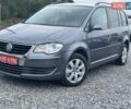 Фольксваген Туран, объемом двигателя 1.6 л и пробегом 211 тыс. км за 8200 $, фото 1 на Automoto.ua