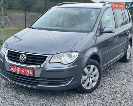 Фольксваген Туран, объемом двигателя 1.6 л и пробегом 211 тыс. км за 8200 $, фото 2 на Automoto.ua
