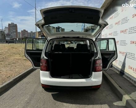 Фольксваген Туран, об'ємом двигуна 1.4 л та пробігом 216 тис. км за 7750 $, фото 29 на Automoto.ua