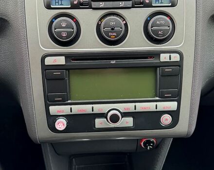 Фольксваген Туран, объемом двигателя 1.4 л и пробегом 187 тыс. км за 8250 $, фото 9 на Automoto.ua