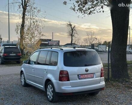 Фольксваген Туран, объемом двигателя 1.6 л и пробегом 236 тыс. км за 8200 $, фото 12 на Automoto.ua