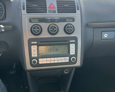 Фольксваген Туран, об'ємом двигуна 1.6 л та пробігом 236 тис. км за 6850 $, фото 34 на Automoto.ua