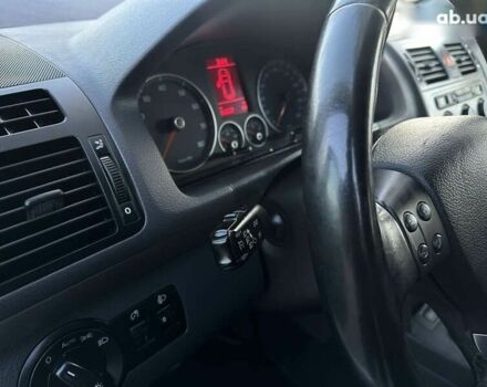 Фольксваген Туран, объемом двигателя 1.6 л и пробегом 236 тыс. км за 8200 $, фото 28 на Automoto.ua