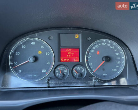 Фольксваген Туран, об'ємом двигуна 1.6 л та пробігом 236 тис. км за 6850 $, фото 45 на Automoto.ua
