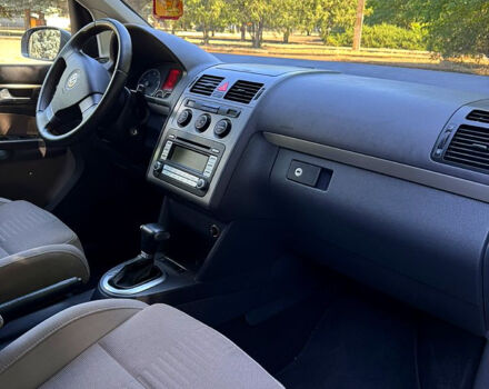 Фольксваген Туран, объемом двигателя 1.4 л и пробегом 206 тыс. км за 7300 $, фото 8 на Automoto.ua