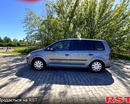 Фольксваген Туран, объемом двигателя 1.9 л и пробегом 230 тыс. км за 6000 $, фото 4 на Automoto.ua