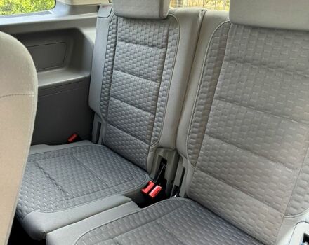 Фольксваген Туран, объемом двигателя 1.6 л и пробегом 207 тыс. км за 7400 $, фото 5 на Automoto.ua