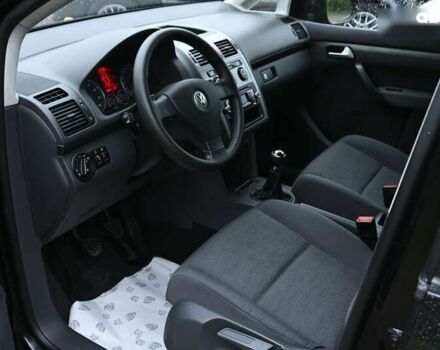 Фольксваген Туран, объемом двигателя 1.6 л и пробегом 152 тыс. км за 7600 $, фото 14 на Automoto.ua