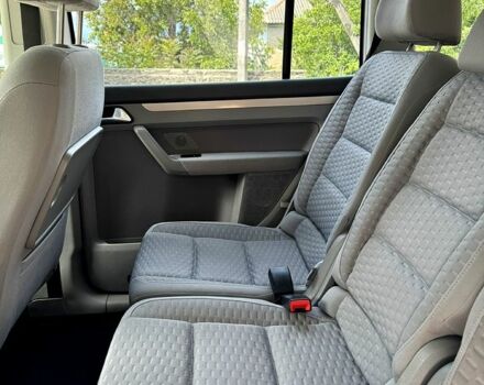 Фольксваген Туран, объемом двигателя 1.6 л и пробегом 207 тыс. км за 7400 $, фото 4 на Automoto.ua