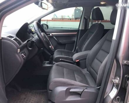 Фольксваген Туран, объемом двигателя 1.6 л и пробегом 265 тыс. км за 9290 $, фото 10 на Automoto.ua