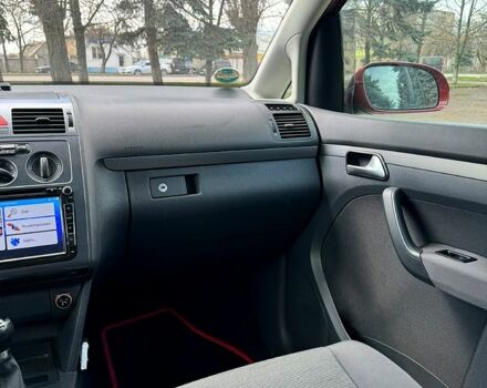 Фольксваген Туран, объемом двигателя 1.4 л и пробегом 213 тыс. км за 7000 $, фото 6 на Automoto.ua