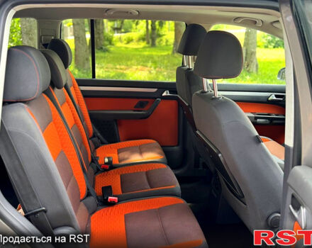 Фольксваген Туран, объемом двигателя 1.4 л и пробегом 214 тыс. км за 8600 $, фото 10 на Automoto.ua