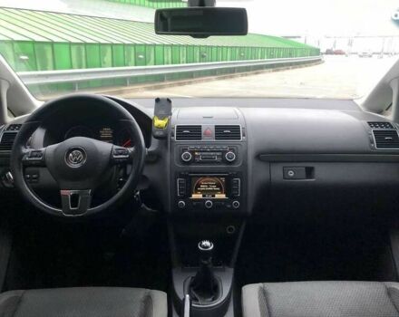 Фольксваген Туран, объемом двигателя 1.6 л и пробегом 265 тыс. км за 9290 $, фото 12 на Automoto.ua