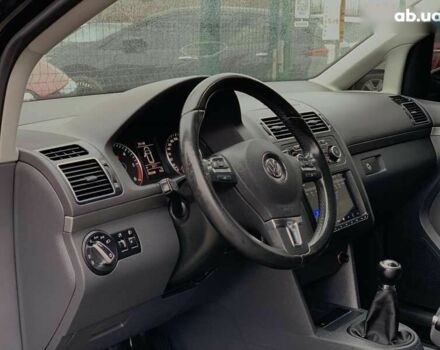 Фольксваген Туран, объемом двигателя 2 л и пробегом 283 тыс. км за 12555 $, фото 23 на Automoto.ua