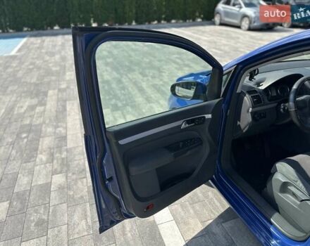 Фольксваген Туран, объемом двигателя 1.6 л и пробегом 211 тыс. км за 9800 $, фото 11 на Automoto.ua