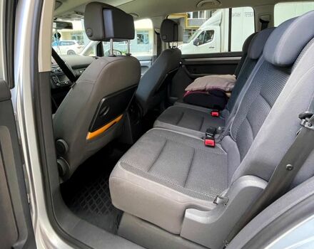 Фольксваген Туран, об'ємом двигуна 1.6 л та пробігом 290 тис. км за 9900 $, фото 4 на Automoto.ua