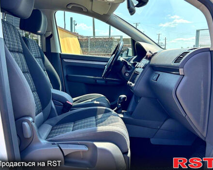 Фольксваген Туран, объемом двигателя 1.4 л и пробегом 177 тыс. км за 10900 $, фото 12 на Automoto.ua