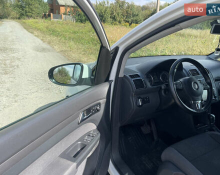 Фольксваген Туран, объемом двигателя 1.97 л и пробегом 250 тыс. км за 11000 $, фото 6 на Automoto.ua