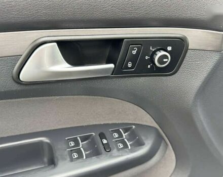 Фольксваген Туран, объемом двигателя 1.6 л и пробегом 214 тыс. км за 11750 $, фото 18 на Automoto.ua