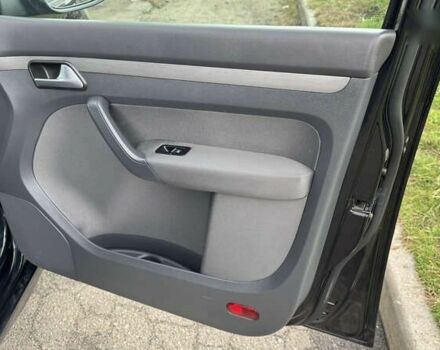 Фольксваген Туран, объемом двигателя 1.6 л и пробегом 214 тыс. км за 11750 $, фото 27 на Automoto.ua