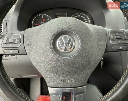 Фольксваген Туран 2013 в Вознесенске на Automoto.ua Фольксваген Туран, объемом двигателя 2 л и пробегом 179 тыс. км за 14500 $, фото 27 на Automoto.ua