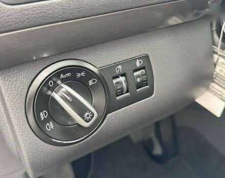 Фольксваген Туран, объемом двигателя 1.6 л и пробегом 214 тыс. км за 11750 $, фото 19 на Automoto.ua