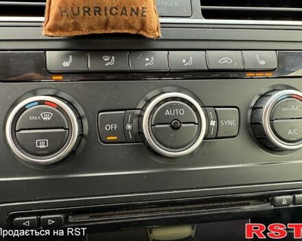 Фольксваген Туран 2013 в Вознесенске на Automoto.ua Фольксваген Туран, объемом двигателя 2 л и пробегом 179 тыс. км за 14500 $, фото 9 на Automoto.ua