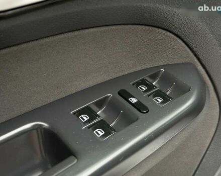 Фольксваген Туран, объемом двигателя 1.4 л и пробегом 223 тыс. км за 10500 $, фото 18 на Automoto.ua