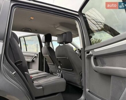 Фольксваген Туран 2013 в Вознесенске на Automoto.ua Фольксваген Туран, объемом двигателя 2 л и пробегом 179 тыс. км за 14500 $, фото 46 на Automoto.ua