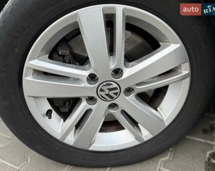 Фольксваген Туран 2013 в Вознесенске на Automoto.ua Фольксваген Туран, объемом двигателя 2 л и пробегом 179 тыс. км за 14500 $, фото 20 на Automoto.ua