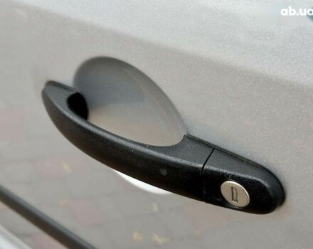 Фольксваген Туран, объемом двигателя 1.4 л и пробегом 223 тыс. км за 10500 $, фото 16 на Automoto.ua