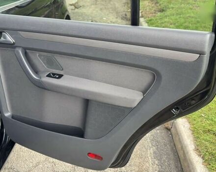 Фольксваген Туран, объемом двигателя 1.6 л и пробегом 214 тыс. км за 11750 $, фото 22 на Automoto.ua