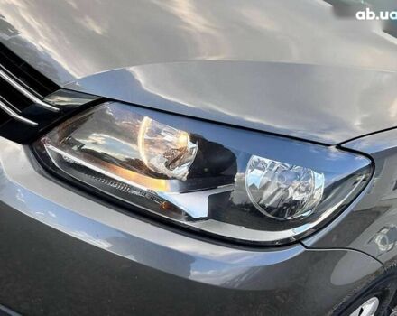 Фольксваген Туран, объемом двигателя 1.6 л и пробегом 267 тыс. км за 11200 $, фото 9 на Automoto.ua