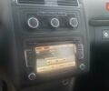 Фольксваген Туран, объемом двигателя 1.6 л и пробегом 185 тыс. км за 12000 $, фото 2 на Automoto.ua