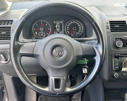 Фольксваген Туран, объемом двигателя 1.6 л и пробегом 267 тыс. км за 11200 $, фото 16 на Automoto.ua