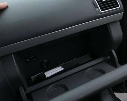 Фольксваген Туран, объемом двигателя 1.6 л и пробегом 225 тыс. км за 11300 $, фото 10 на Automoto.ua