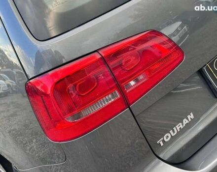 Фольксваген Туран, объемом двигателя 1.6 л и пробегом 267 тыс. км за 11200 $, фото 8 на Automoto.ua