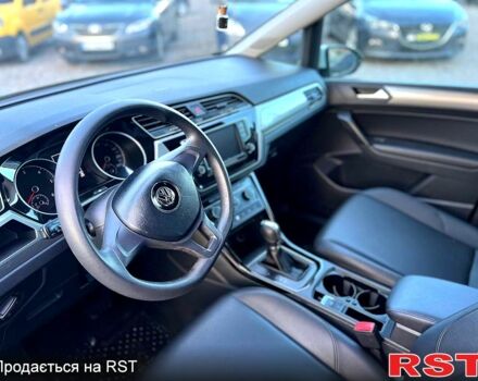 Фольксваген Туран, объемом двигателя 2 л и пробегом 217 тыс. км за 14300 $, фото 6 на Automoto.ua