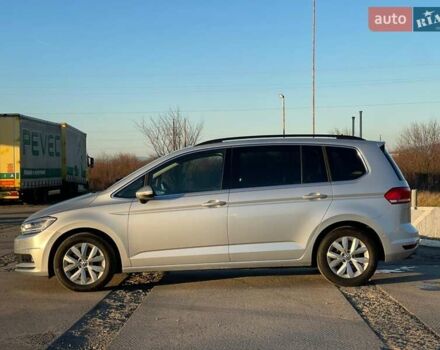 Фольксваген Туран, объемом двигателя 2 л и пробегом 144 тыс. км за 18400 $, фото 4 на Automoto.ua