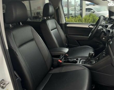 Фольксваген Туран, объемом двигателя 2 л и пробегом 249 тыс. км за 14900 $, фото 10 на Automoto.ua