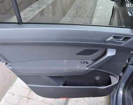 Фольксваген Туран, объемом двигателя 2 л и пробегом 201 тыс. км за 17900 $, фото 16 на Automoto.ua