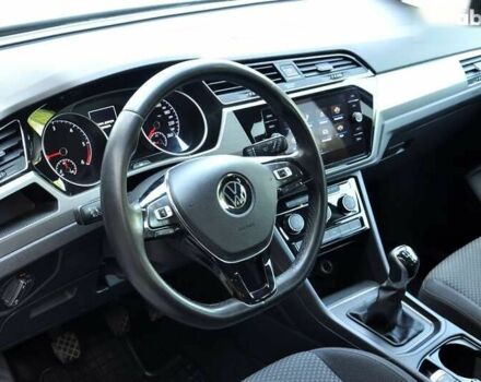 Фольксваген Туран, объемом двигателя 2 л и пробегом 201 тыс. км за 17900 $, фото 15 на Automoto.ua