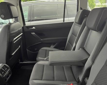 Фольксваген Туран, объемом двигателя 2 л и пробегом 3 тыс. км за 41516 $, фото 26 на Automoto.ua