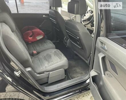 Фольксваген Туран, об'ємом двигуна 1.6 л та пробігом 239 тис. км за 13399 $, фото 10 на Automoto.ua