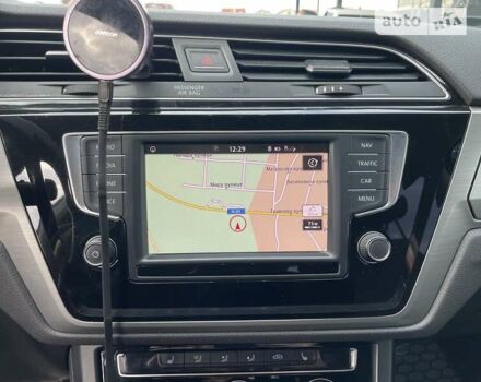 Фольксваген Туран, об'ємом двигуна 1.6 л та пробігом 239 тис. км за 13399 $, фото 12 на Automoto.ua